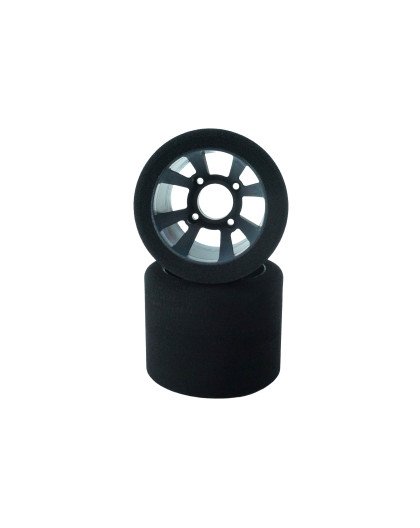 Pneus PanCar 1/10 Arrière 35 Shore sur jantes noires (2)